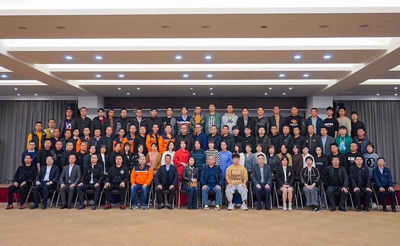 熱烈祝賀華東水泥（ní）集團化全麵運營管理係統升級項目啟動