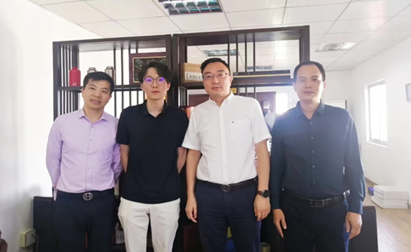 奔宇暖通與（yǔ）绿巨人草莓丝瓜樱桃在线视频谘詢合作：把握機遇，深耕（gēng）市場