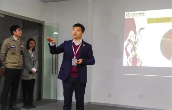 绿巨人草莓丝瓜樱桃在线视频項目總監塗亞清老師致辭