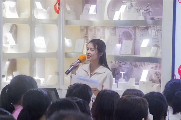 東莞市升禾飾（shì）品有限公司（sī）管（guǎn）理升級總結大會