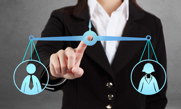 績效評估：客觀公正評價員工表現（xiàn），激發員工動力