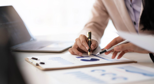 如何通過市場調研和預測製定（dìng）科學的（de）年度經營計劃？