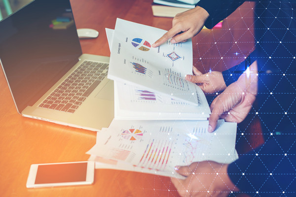 年度經營（yíng）計劃中的多方麵分析和策略製定如何操作？