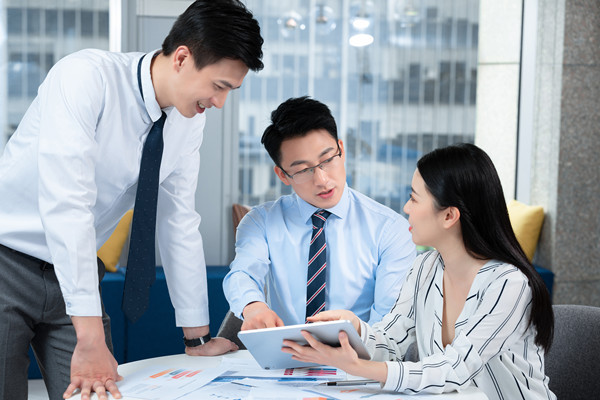 領導力發（fā）展（zhǎn）：培養具有影響力的人力資源（yuán）管理