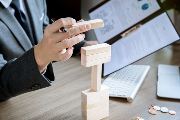 勞動法（fǎ）規與合規管理：確保企業合法（fǎ）運（yùn）營的基礎