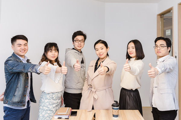 團隊建設與溝通：提升協作效（xiào）率（lǜ）與效果（guǒ）