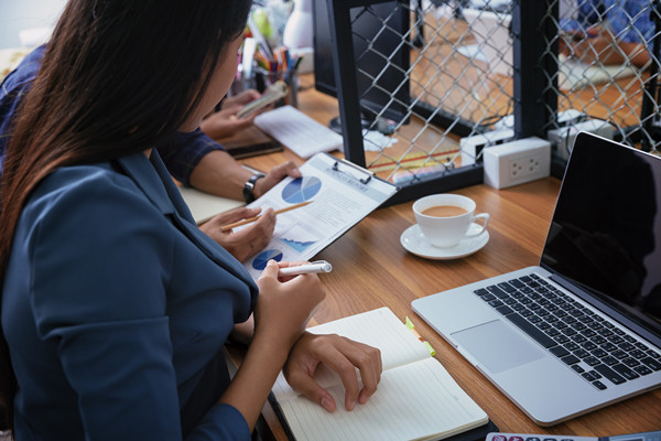 快速響應市場：企業戰略管理的挑戰與（yǔ）機遇