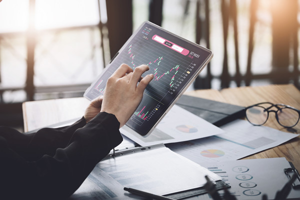 快速響應市場：企業戰略管理的挑戰與機（jī）遇