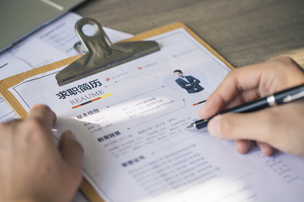 招聘與選拔（bá）流程（chéng）：為企業輸送優秀人才的關鍵環節（jiē）