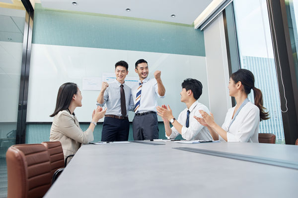 年度經營計劃：挖掘市場潛（qián）力，提升競爭優勢