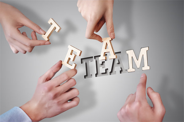 立足企（qǐ）業實際，製（zhì）定科學經營計劃，推（tuī）動企業持續增長