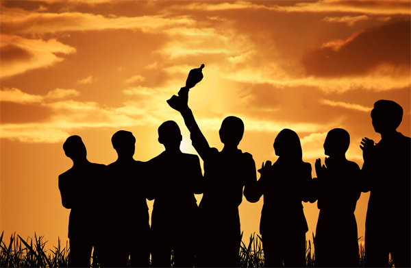 深化創新驅動，落實年度經營計劃，推動企業（yè）跨越（yuè）發展