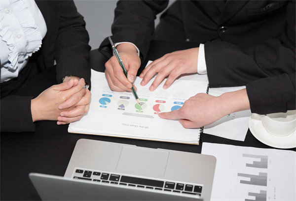 集團戰略規劃和年（nián）度（dù）經營（yíng）計劃不匹配怎麽辦？