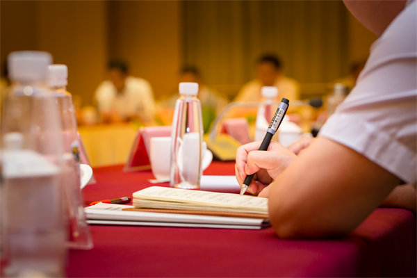 如何科學製定年度經營計劃以應對市場不確定性？