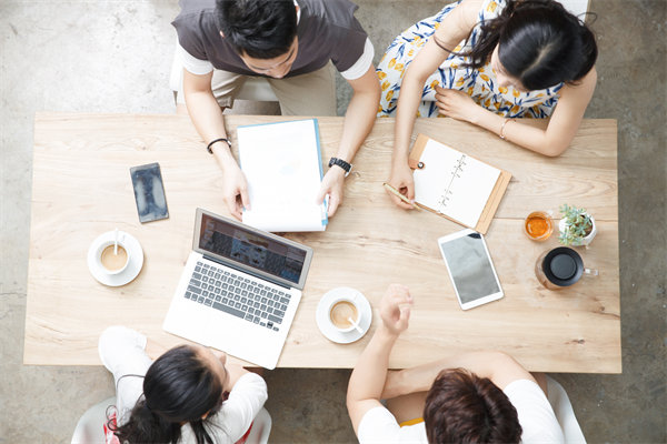 企業文（wén）化如何深度融合HR管理，增強團隊凝（níng）聚力？