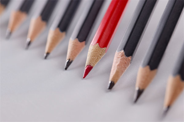 如何精準定位市場，提升（shēng）品牌差異化競爭力？