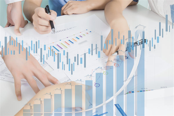 未來導向的組織規劃：如何預測並適應行業趨勢？