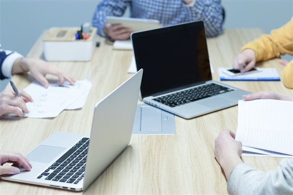 麵對數字化轉型，組織規劃應如何融入新技術元素？