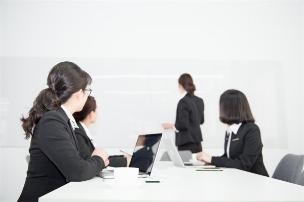 成（chéng）本削減與效（xiào）益增長，谘詢如何找到最佳平衡點？