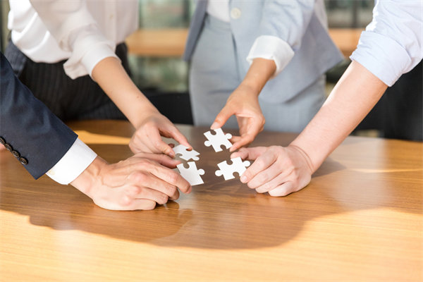 如何構建（jiàn）全麵的預算監控體係，及時發現（xiàn）並糾正偏差？