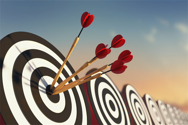 製定年度預算時，如何兼顧創新投入與成本控製？