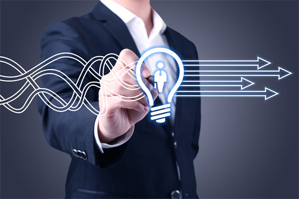 環境快速變化，企業如（rú）何（hé）靈活調整組織規劃以應對挑戰？