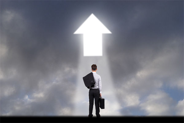 組織（zhī）規劃（huá）谘詢解讀：女子（zǐ）正上著班公司突然解散