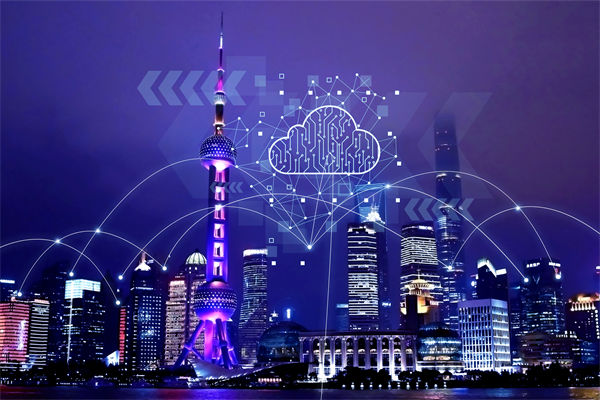 如何通過組織規劃，促進內部溝通（tōng）與團隊協作效率？