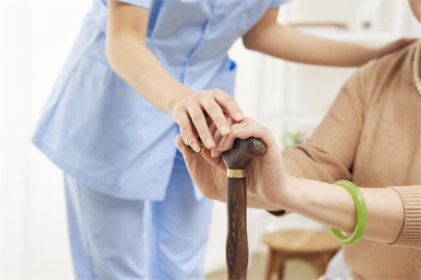 多家藥企叫停創新藥研發項目（mù），關聯行業需要（yào）戰略調整？