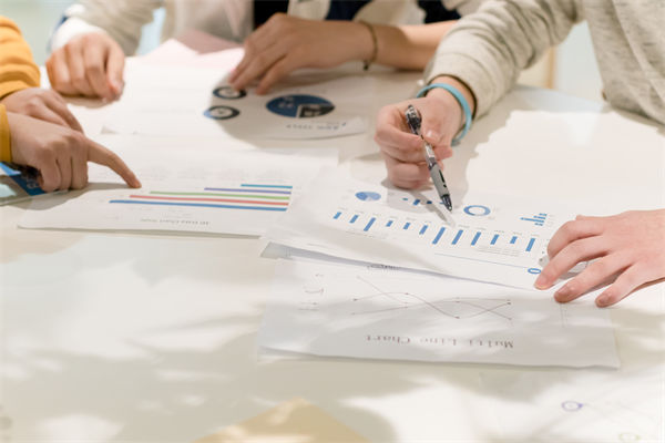 如何（hé）科學製定企業年度經營計劃以（yǐ）確保目標實現？