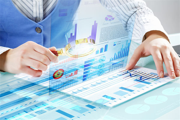 數據分析如何幫助組織規劃更精準地預測（cè）未來趨勢（shì）？