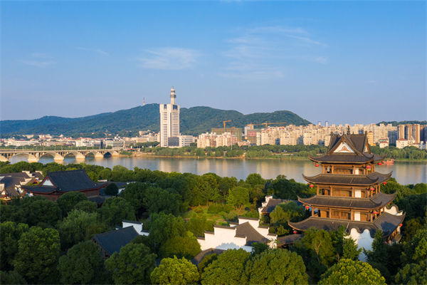 長沙（shā）績效谘詢公司如何為企業構建高效績（jì）效評估體係？