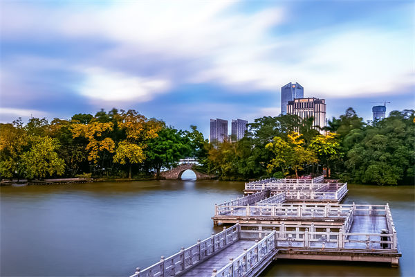 惠州集團管控（kòng）谘詢公司能否為（wéi）企（qǐ）業製定科學管控策略？