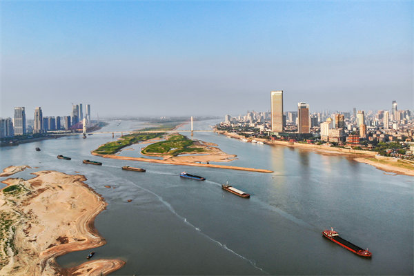 企業如何借助南昌營銷谘詢（xún）公司提升品牌影響力（lì）和市場份額（é）？