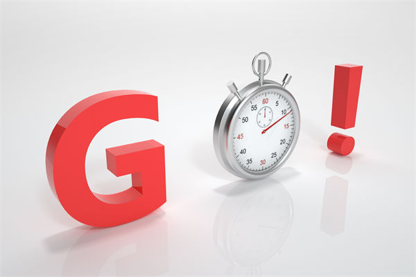 戰略實施過程中，企業如何監控與調整（zhěng），以確保目標達成？