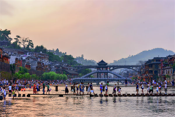 出行熱、消費旺（wàng）、體（tǐ）驗（yàn）新，品牌營銷如（rú）何在假期發力（lì）？