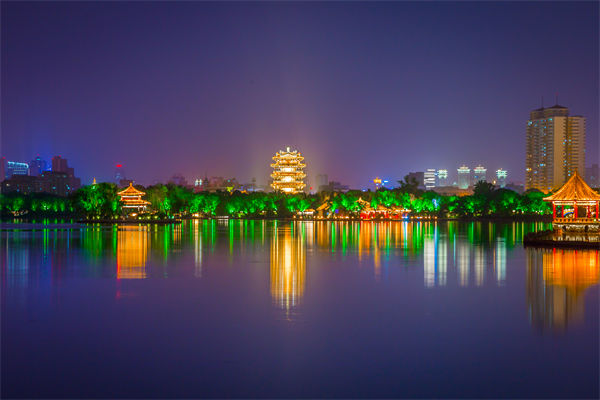 營（yíng）銷（xiāo）轉化率低迷？濟南（nán）營銷谘詢（xún）公司如何精準打通獲客變現鏈路？