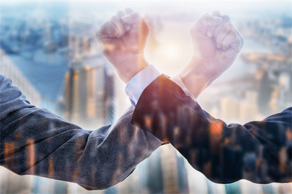 榮（róng）耀CEO承（chéng）認（rèn）銷量非常困難，眾多企業的品牌戰略啟示