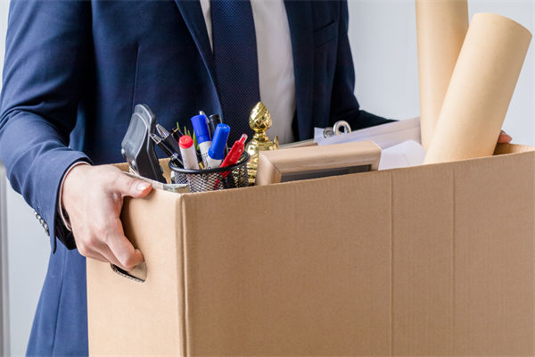 薪酬對標市場卻留不住骨幹（gàn），長期機製如何設計？