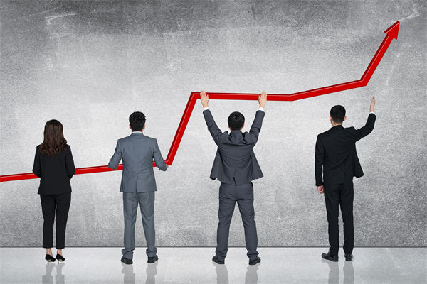 薪酬體係建了又改，管理（lǐ）為何總跟不上戰略步伐？