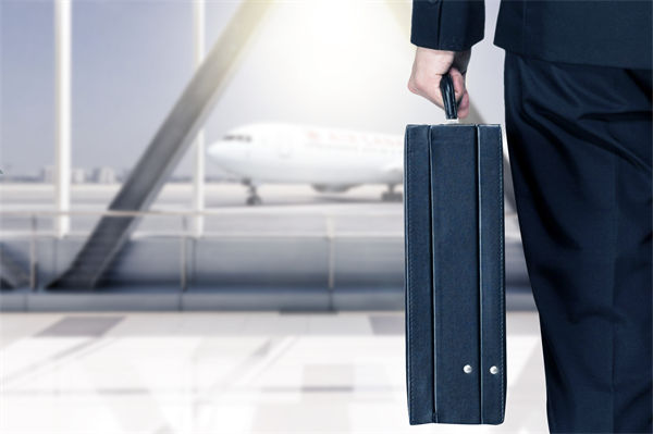 管理谘詢分析：員工因拒絕墊付差旅費不出（chū）差被開除（chú）