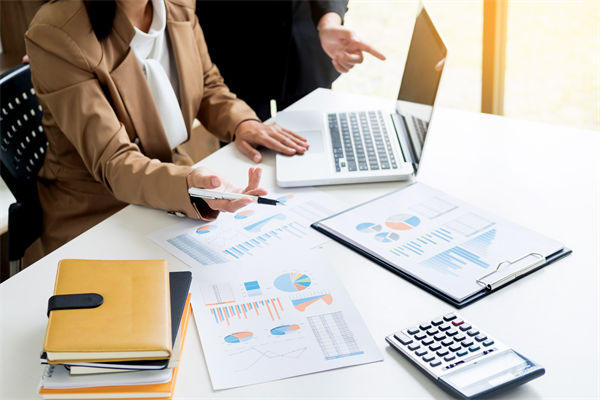 薪酬管理谘詢公司，能幫企業設計合理的薪酬體係嗎？