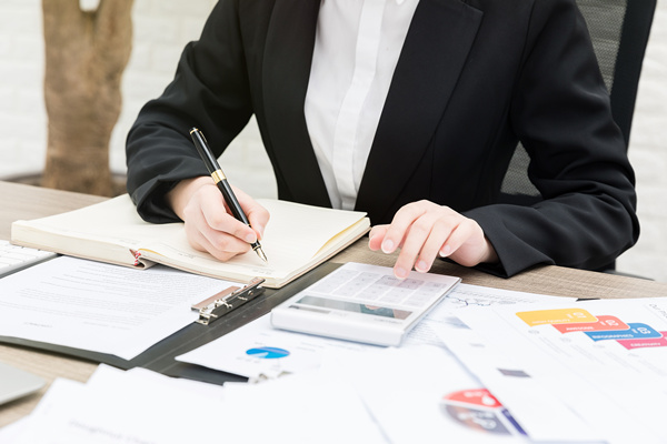 企業員（yuán）工培訓的步（bù）驟