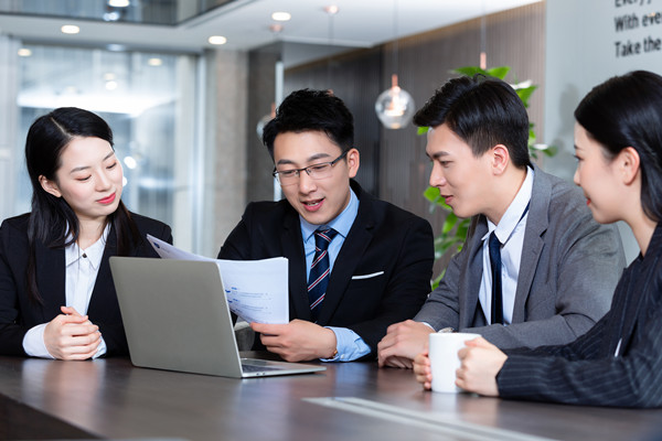 如何加強集團內部（bù）信息溝通促進團隊協作？