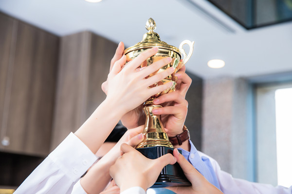 績效與（yǔ）薪酬掛鉤：激發員工（gōng）動力，實現企業目標