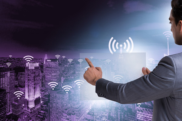 戰略評估：對（duì）企業戰略的實施效果進行評估和反饋