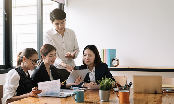 戰略（luè）協作：凝聚團隊力量，共創輝煌未來