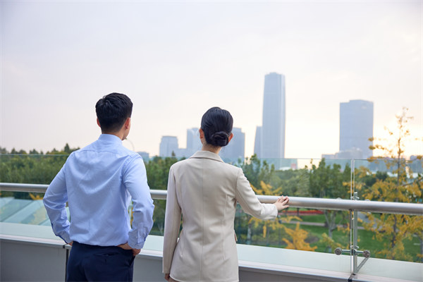 福利政（zhèng）策規劃：提供（gòng）福利保障，增強員工忠誠度