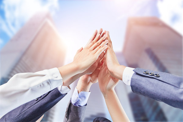 立足企業實際，製定可行經（jīng）營計劃，確保企（qǐ）業穩健前行（háng）