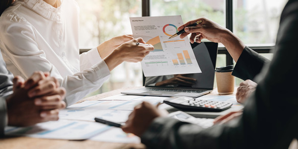 績效考（kǎo）核公（gōng）正公平，樹立（lì）企業良好（hǎo）形象與信任